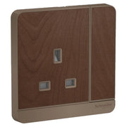 مقبس كهربائي Schneider Electric E8315_WD_G12 Avataron 3P 13 أمبير 250 فولت، لون خشبي داكن
